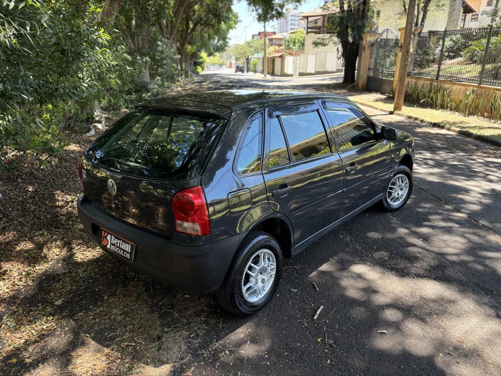 VOLKSWAGEN Gol - Foto