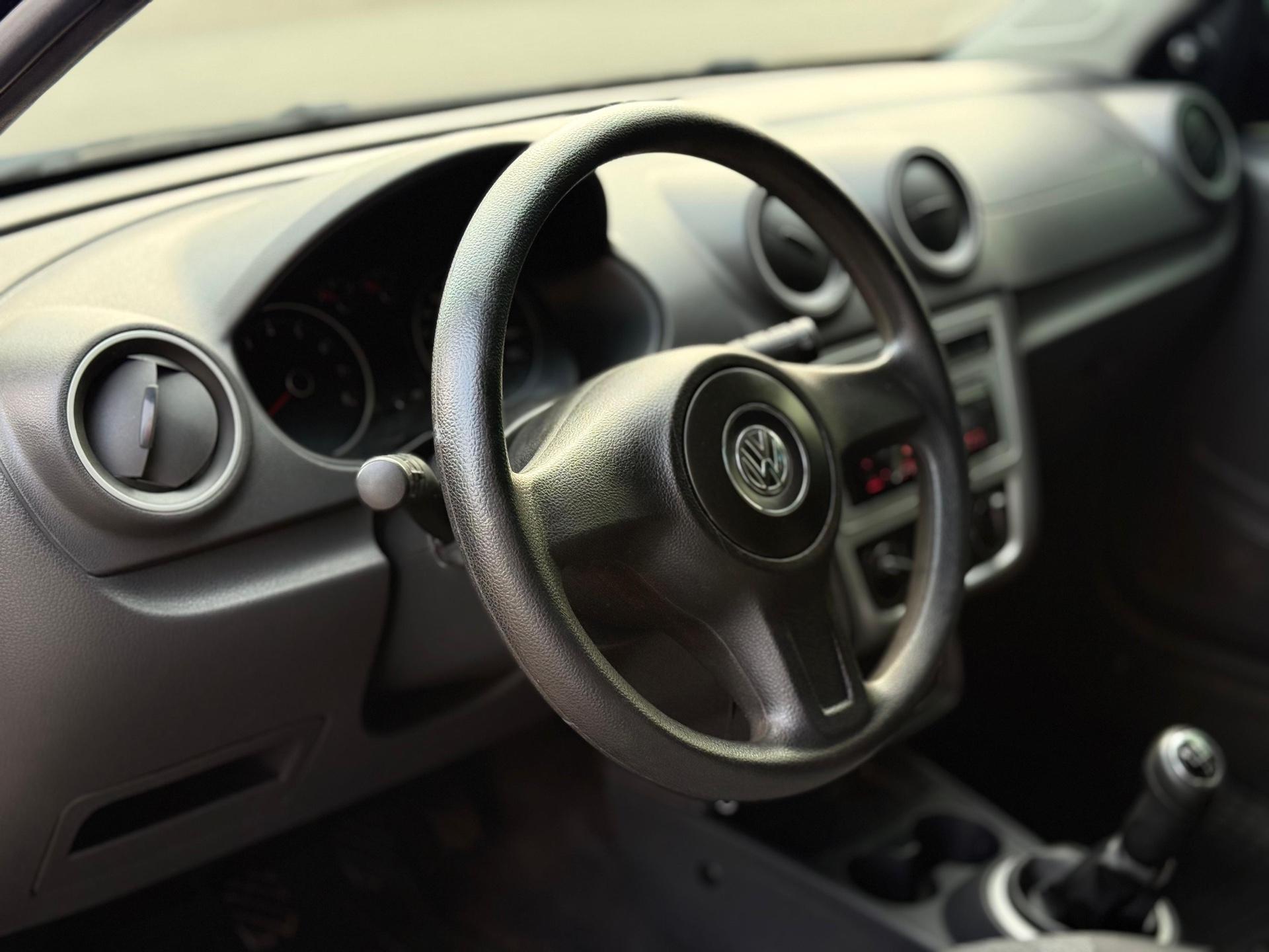 VOLKSWAGEN Gol - Foto