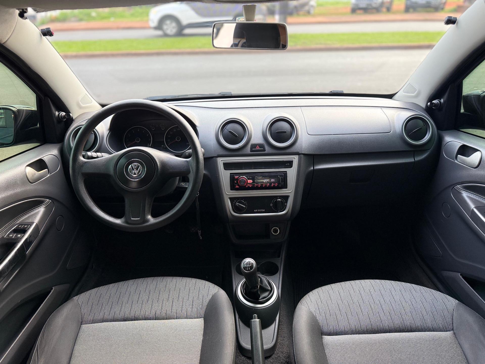 VOLKSWAGEN Gol - Foto