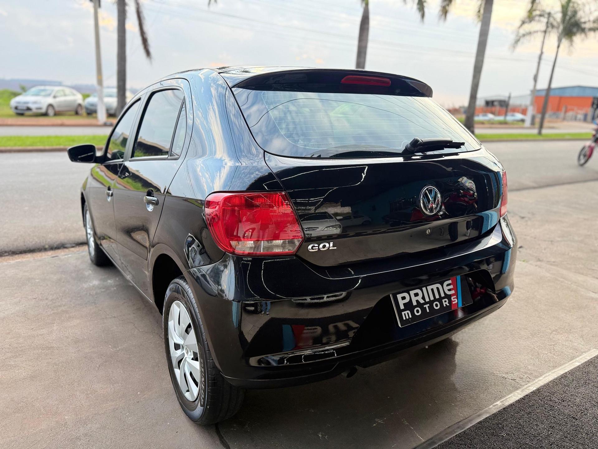 VOLKSWAGEN Gol - Foto