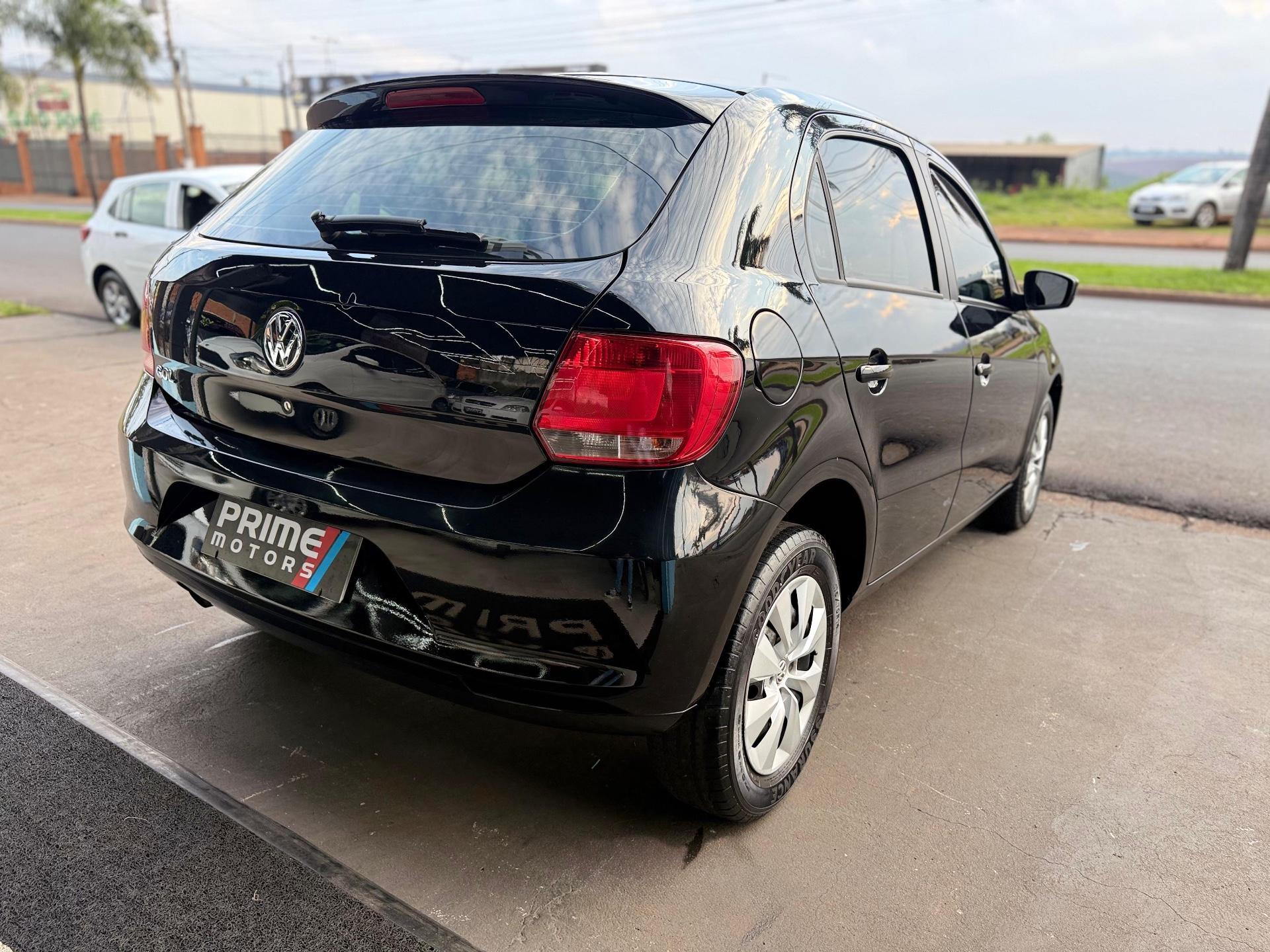 VOLKSWAGEN Gol - Foto