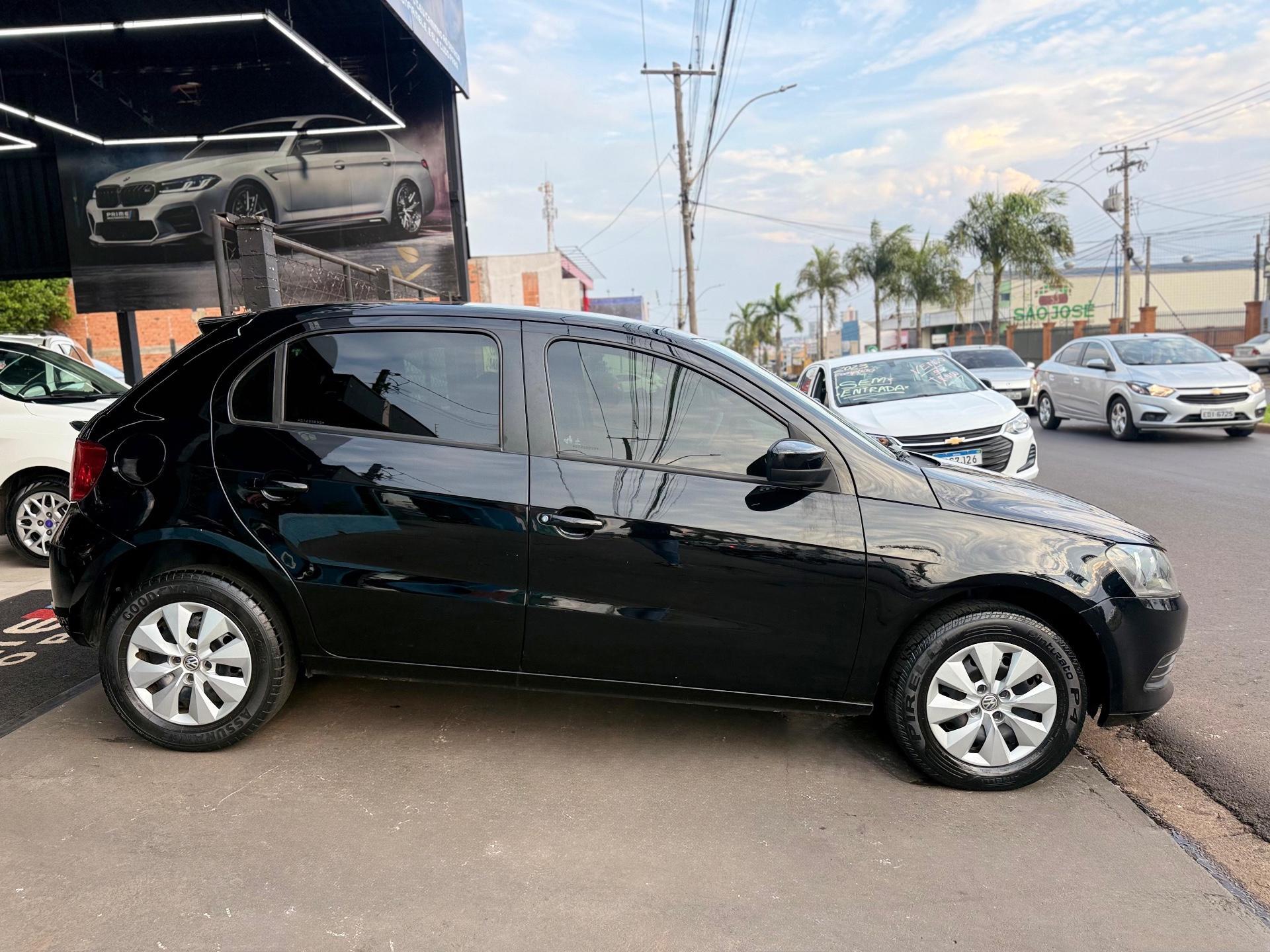 VOLKSWAGEN Gol - Foto