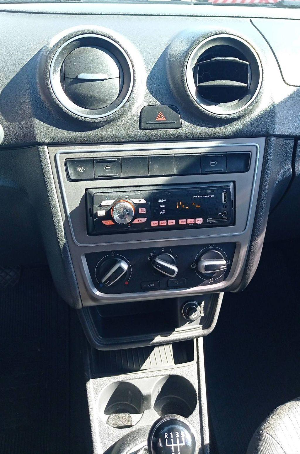 VOLKSWAGEN Gol - Foto