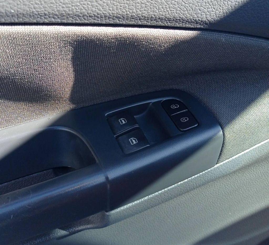 VOLKSWAGEN Gol - Foto