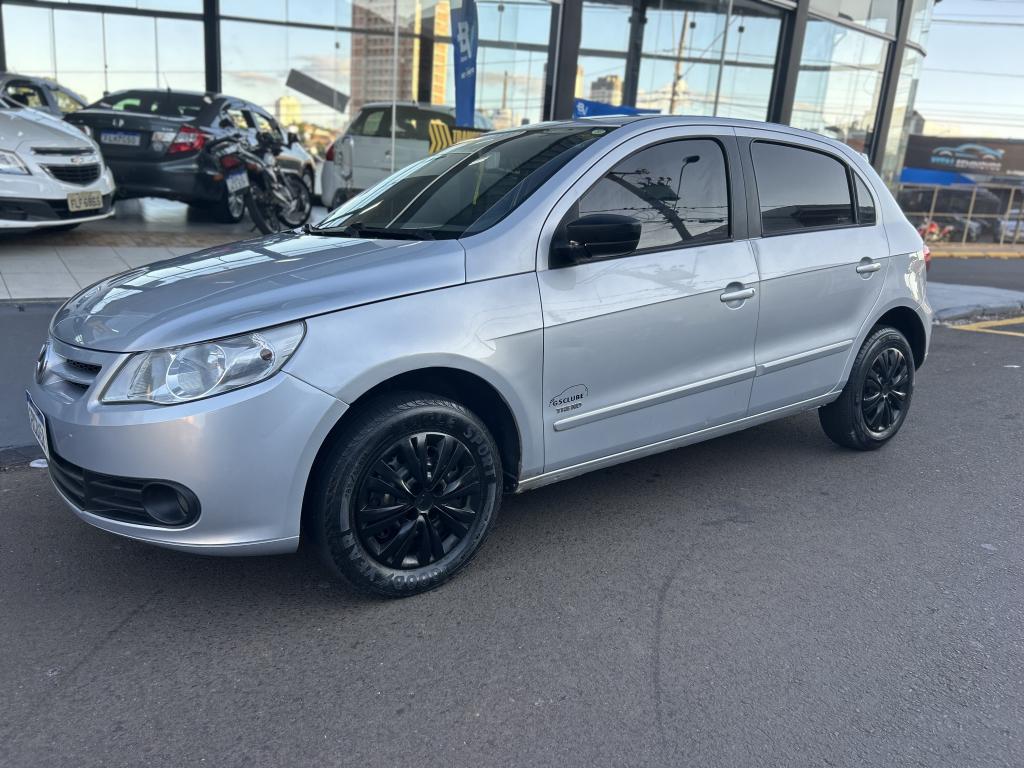 VOLKSWAGEN Gol - Foto