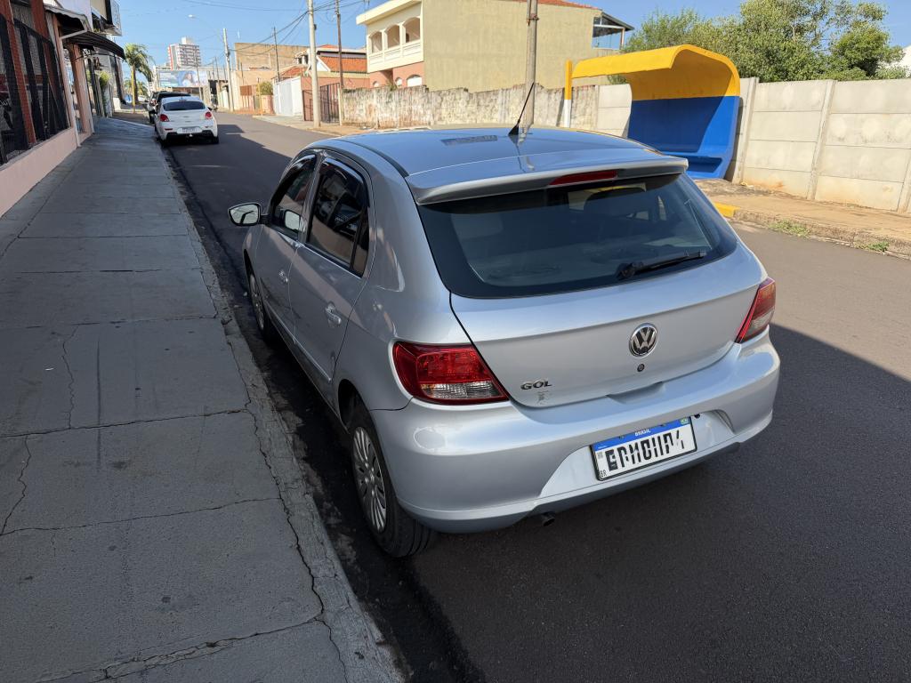VOLKSWAGEN Gol - Foto