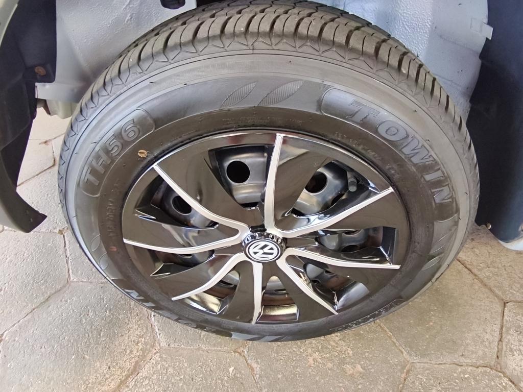 VOLKSWAGEN Gol - Foto