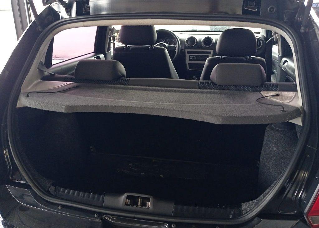 VOLKSWAGEN Gol - Foto