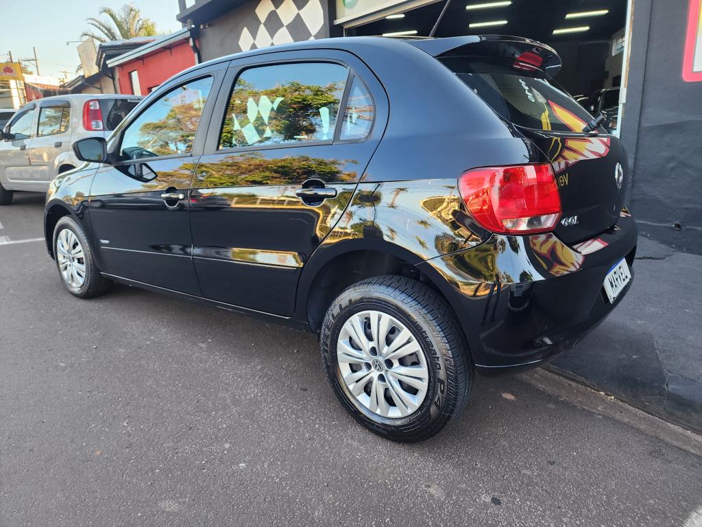 VOLKSWAGEN Gol - Foto
