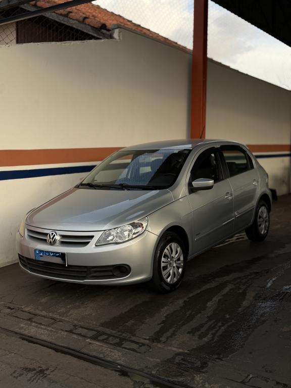 VOLKSWAGEN Gol