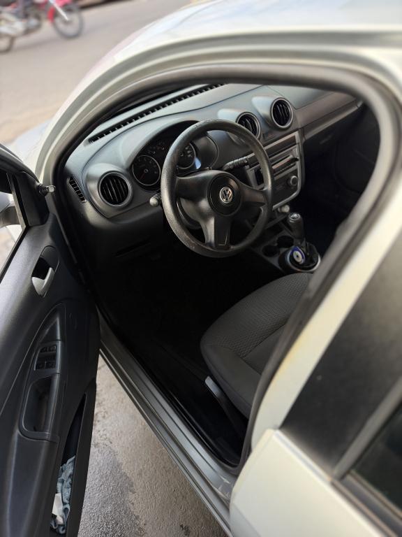 VOLKSWAGEN Gol - Foto