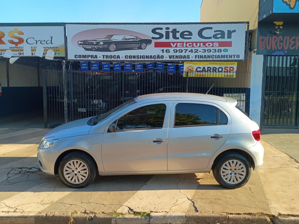 VOLKSWAGEN Gol - Foto