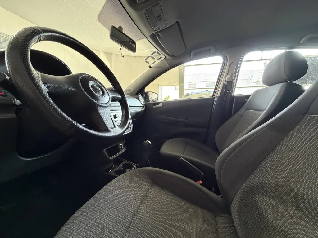 VOLKSWAGEN Gol - Foto