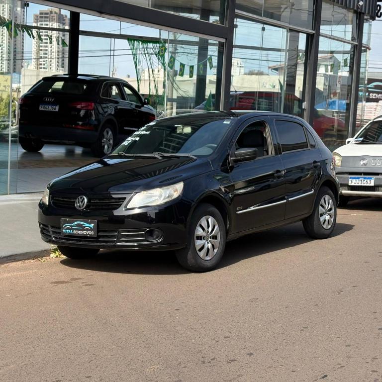 VOLKSWAGEN Gol