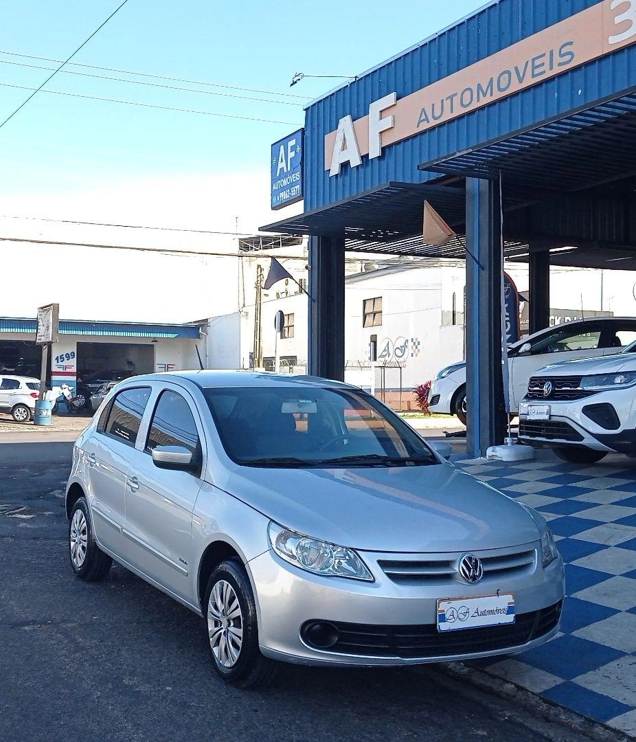 VOLKSWAGEN Gol