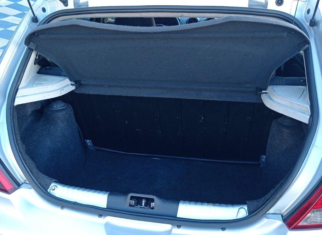 VOLKSWAGEN Gol - Foto