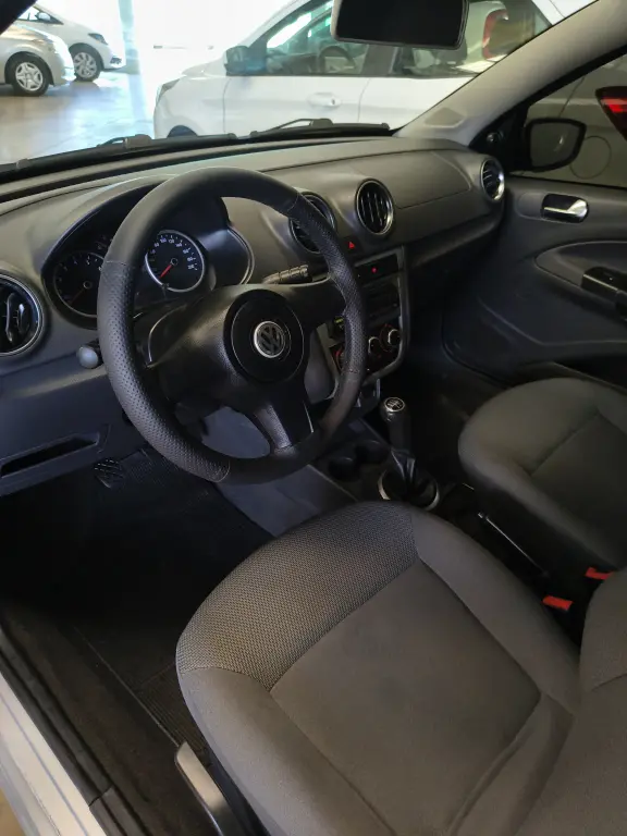 VOLKSWAGEN Gol - Foto