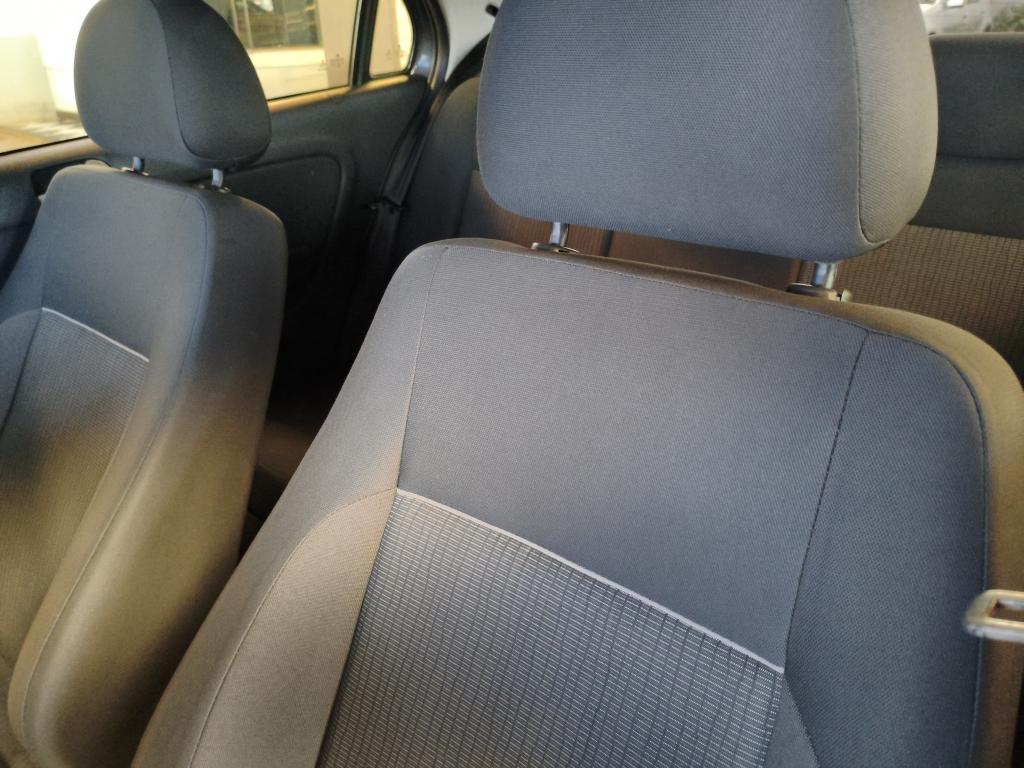 VOLKSWAGEN Gol - Foto