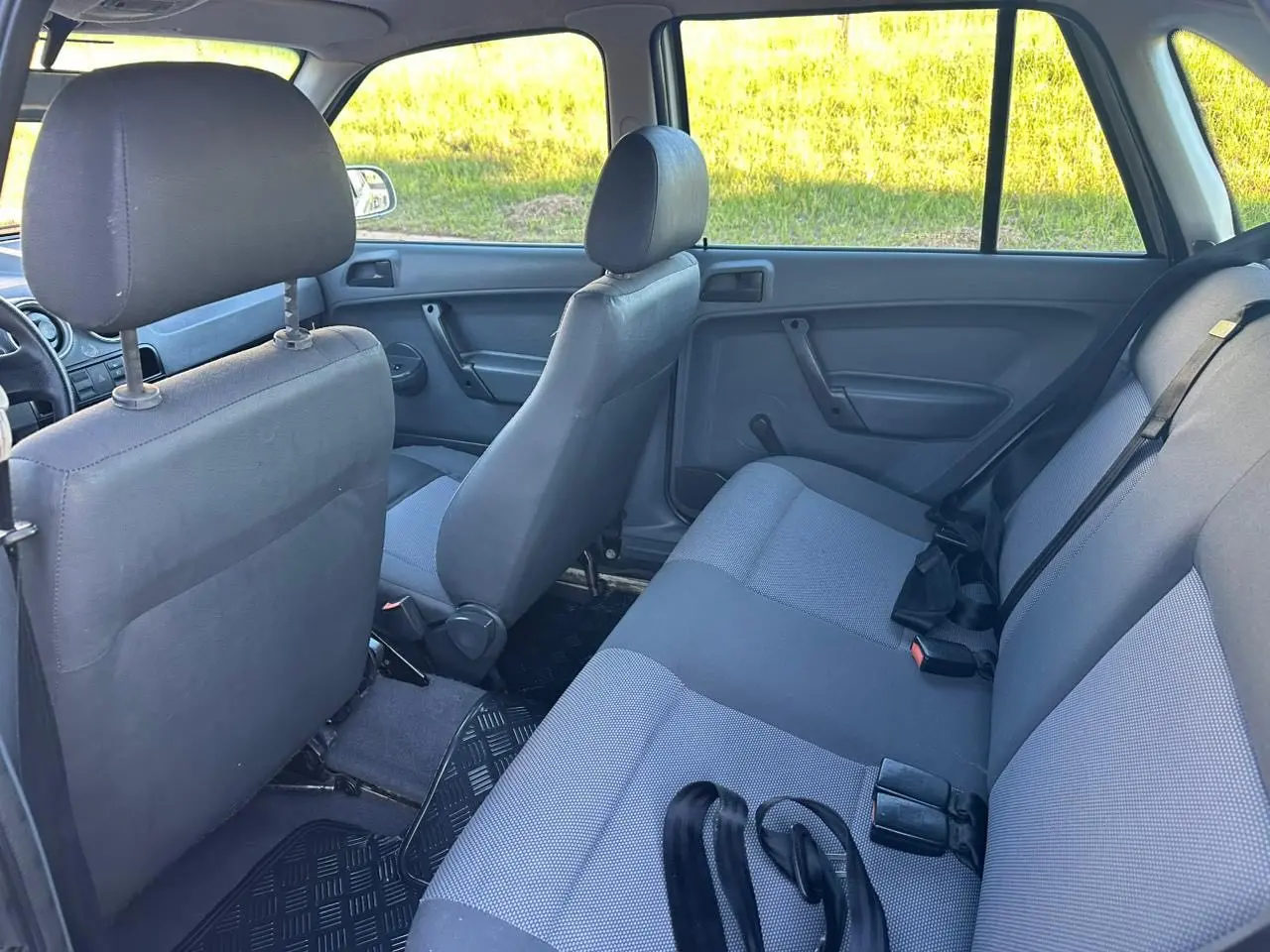 VOLKSWAGEN Gol - Foto