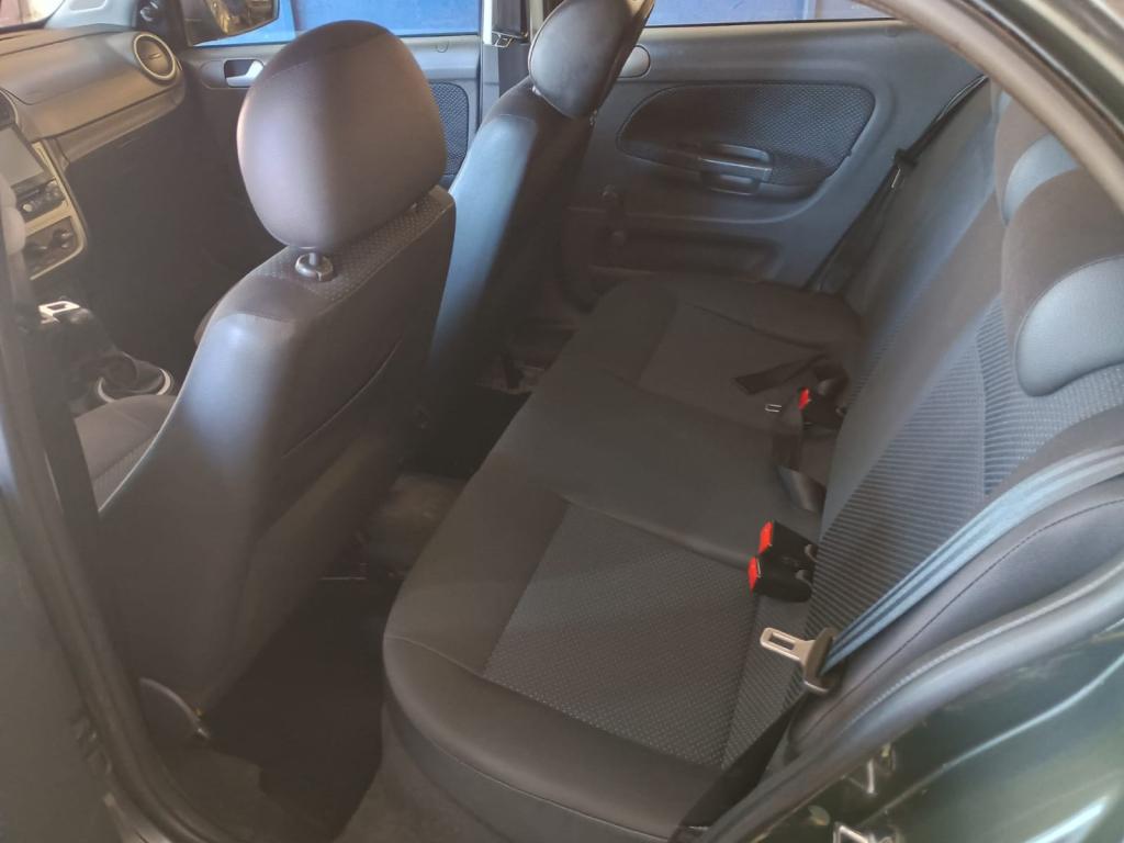 VOLKSWAGEN Gol - Foto