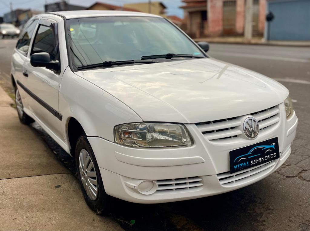 VOLKSWAGEN Gol - Foto