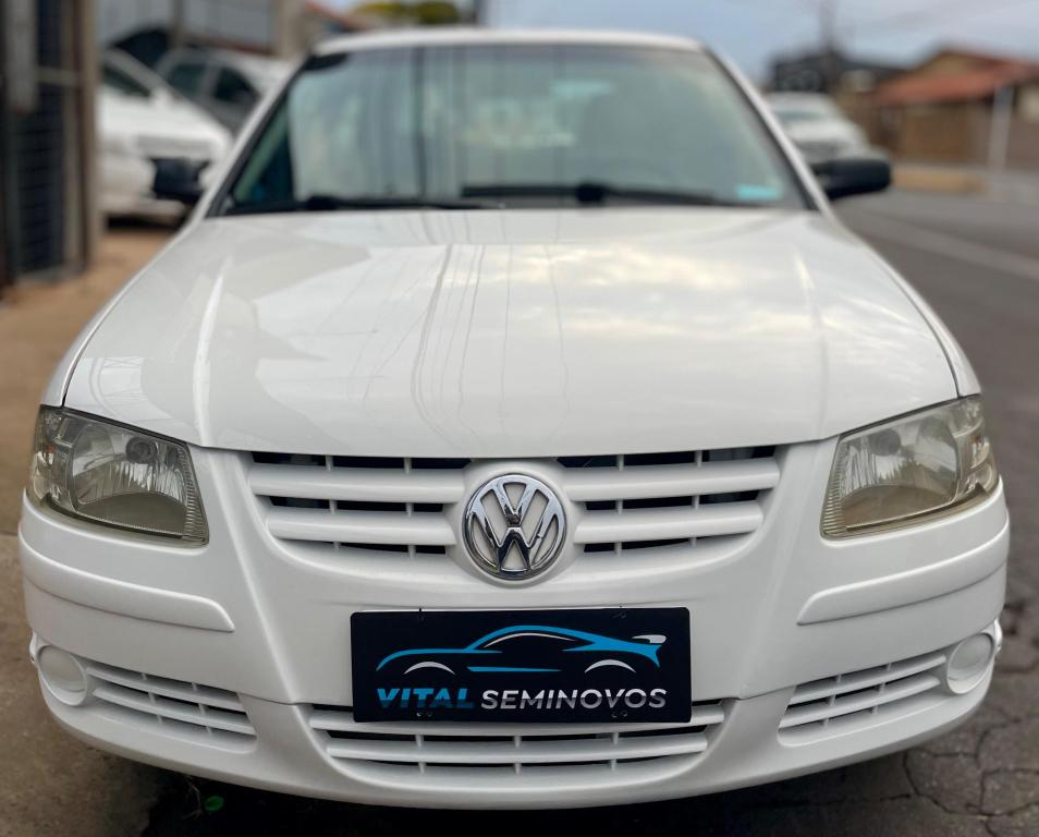 VOLKSWAGEN Gol - Foto