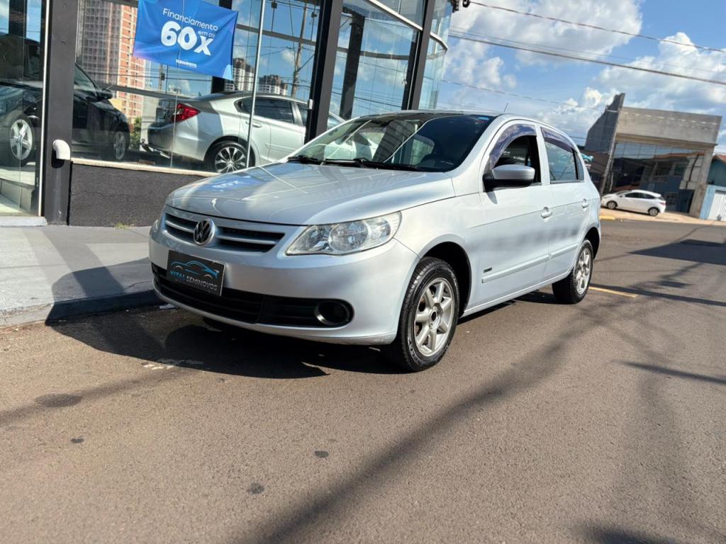 VOLKSWAGEN Gol