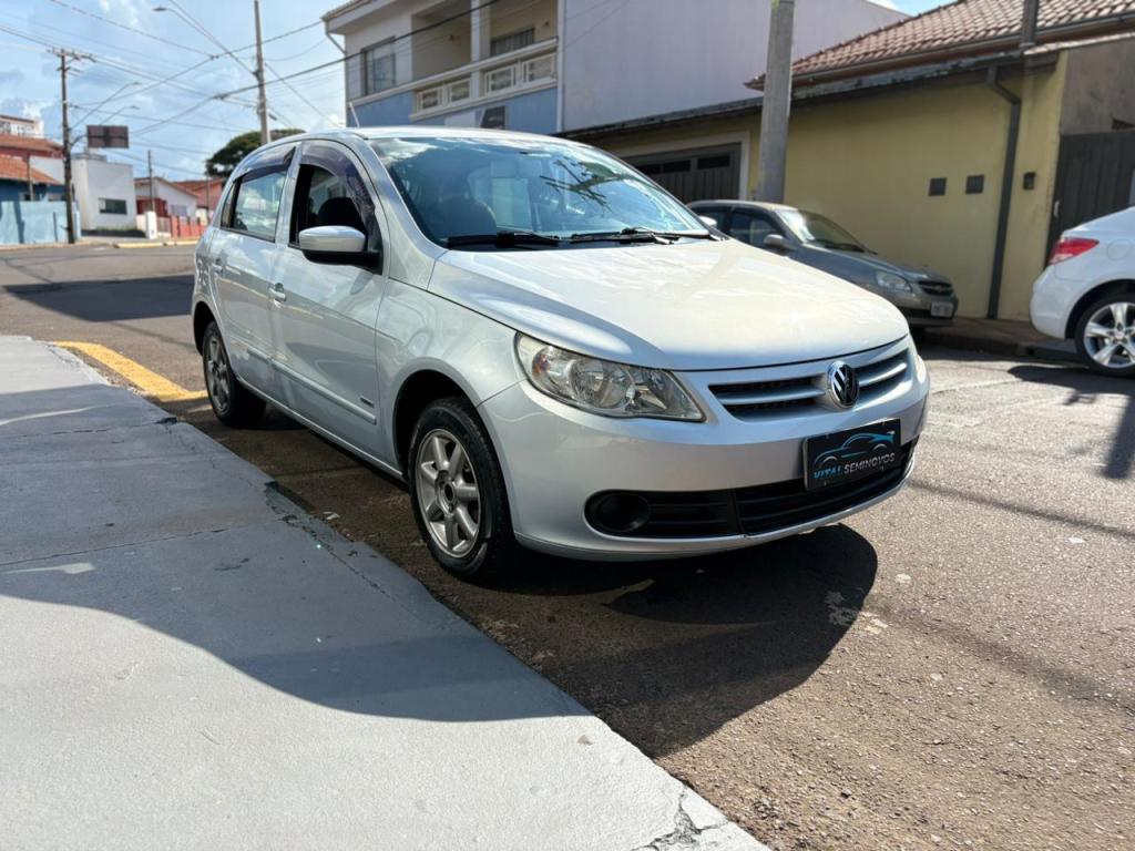 VOLKSWAGEN Gol - Foto