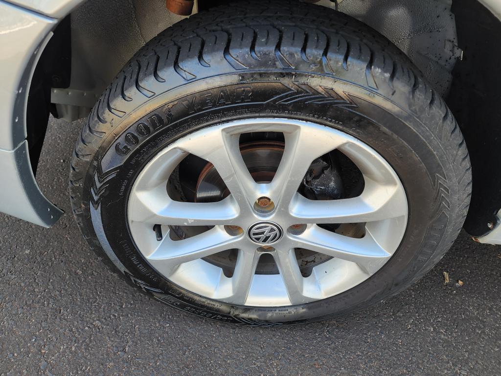 VOLKSWAGEN Gol - Foto