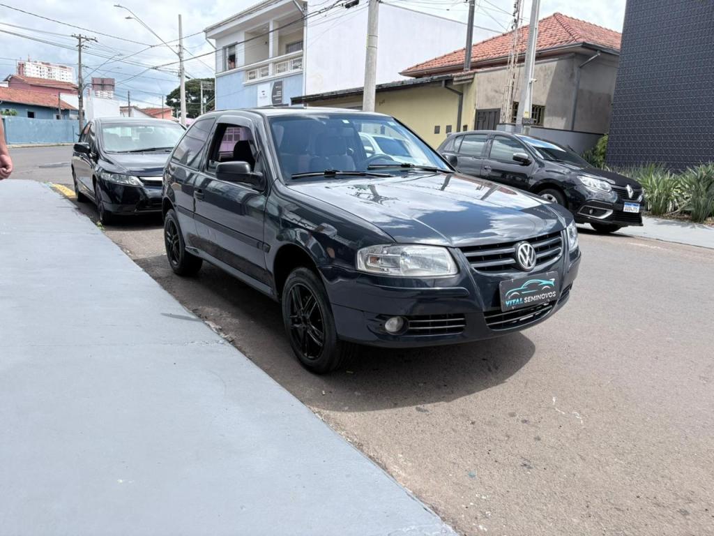 VOLKSWAGEN Gol - Foto