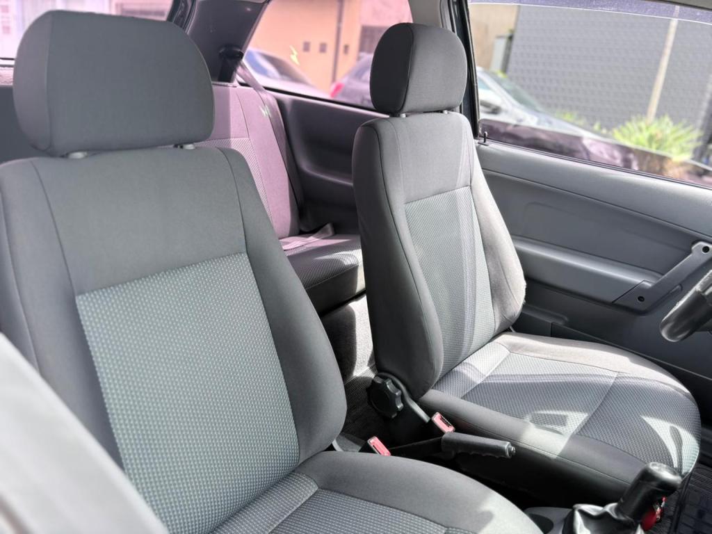 VOLKSWAGEN Gol - Foto