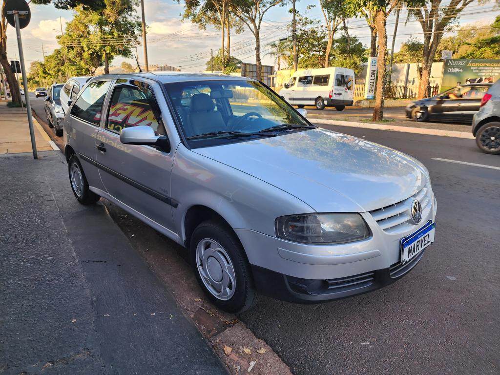 VOLKSWAGEN Gol - Foto