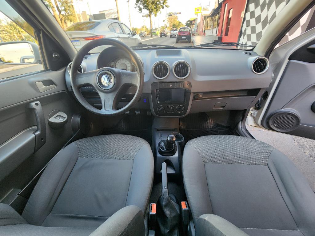 VOLKSWAGEN Gol - Foto