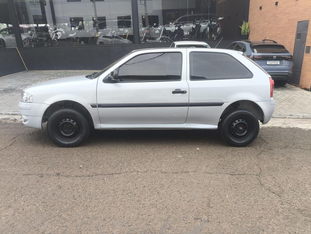 VOLKSWAGEN Gol - Foto