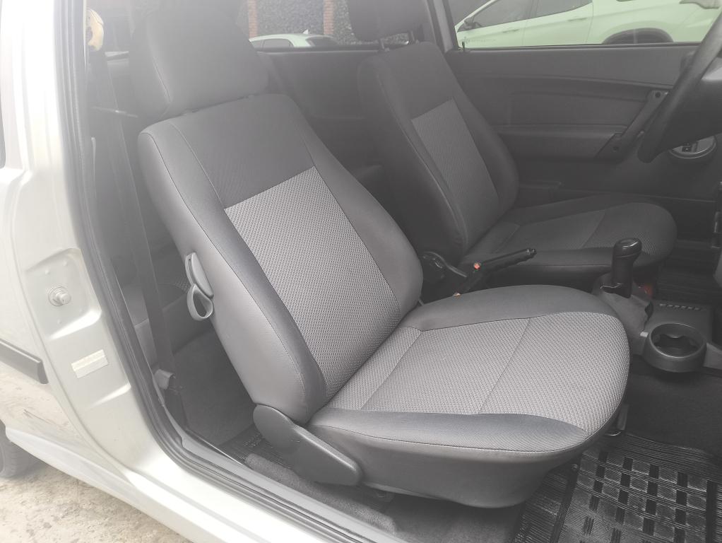 VOLKSWAGEN Gol - Foto