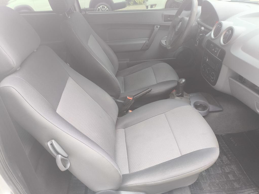 VOLKSWAGEN Gol - Foto