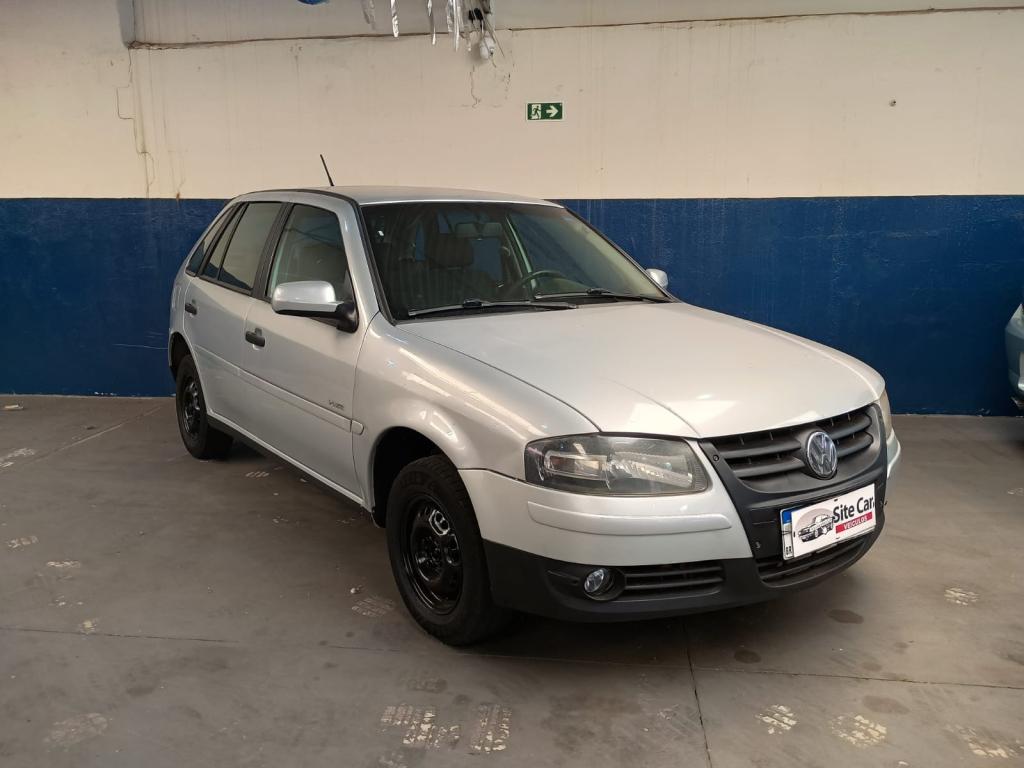 VOLKSWAGEN Gol