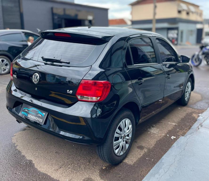 VOLKSWAGEN Gol - Foto