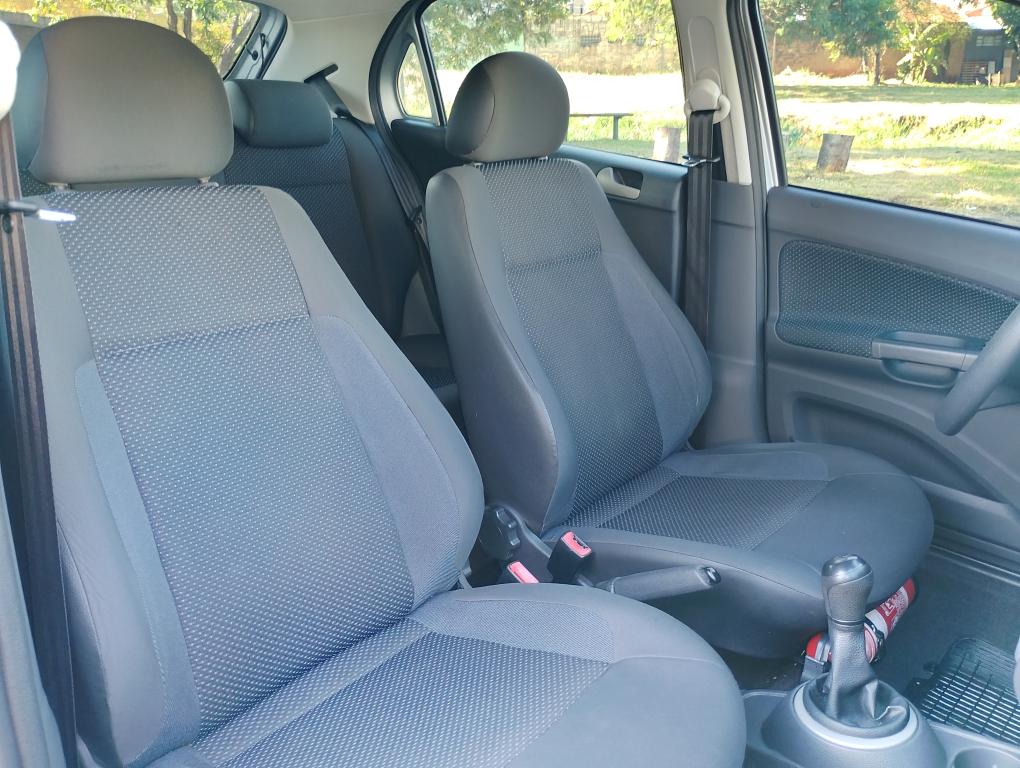 VOLKSWAGEN Gol - Foto