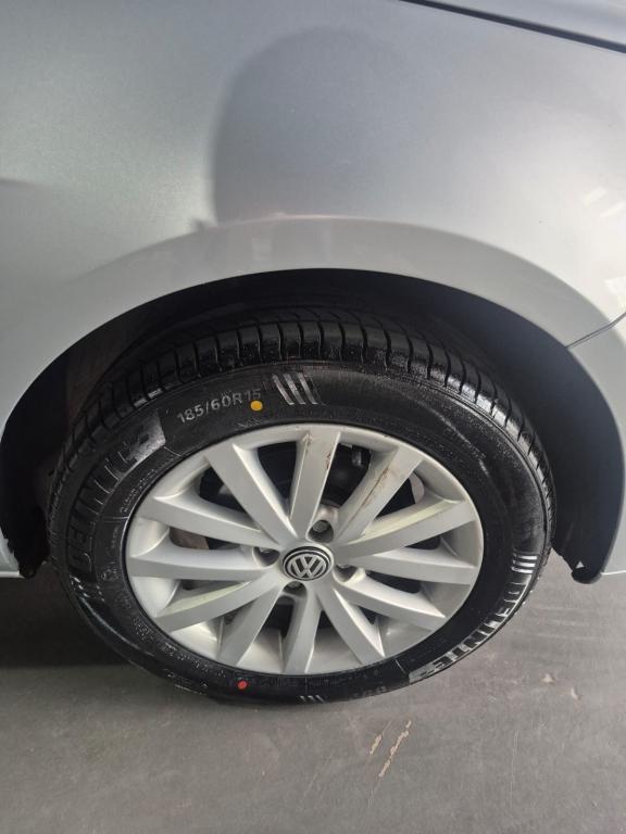 VOLKSWAGEN Gol - Foto