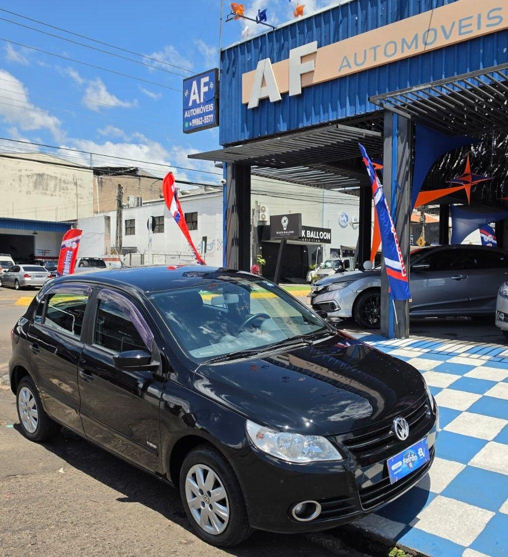 VOLKSWAGEN Gol
