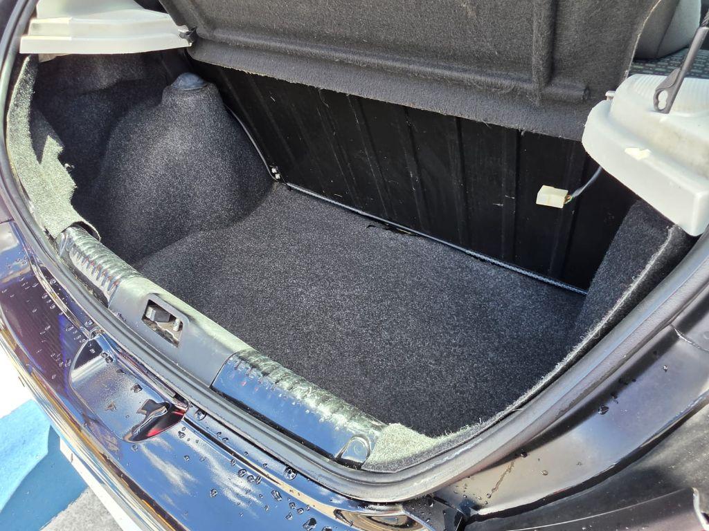 VOLKSWAGEN Gol - Foto