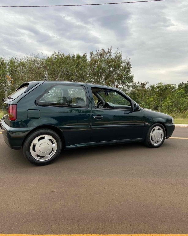 VOLKSWAGEN Gol - Foto