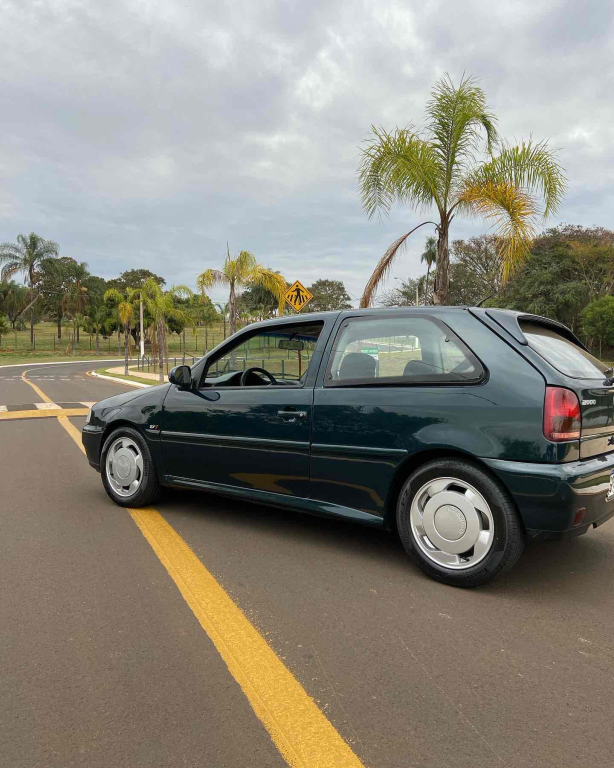 VOLKSWAGEN Gol - Foto