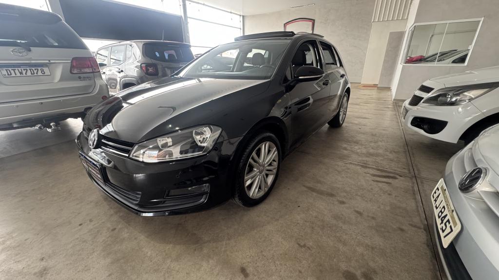 VOLKSWAGEN Golf - Foto