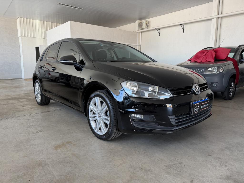 VOLKSWAGEN Golf - Foto