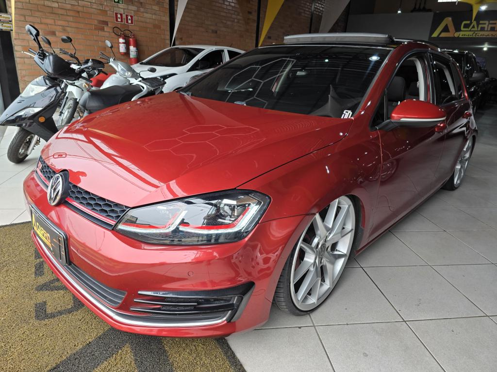 VOLKSWAGEN Golf - Foto