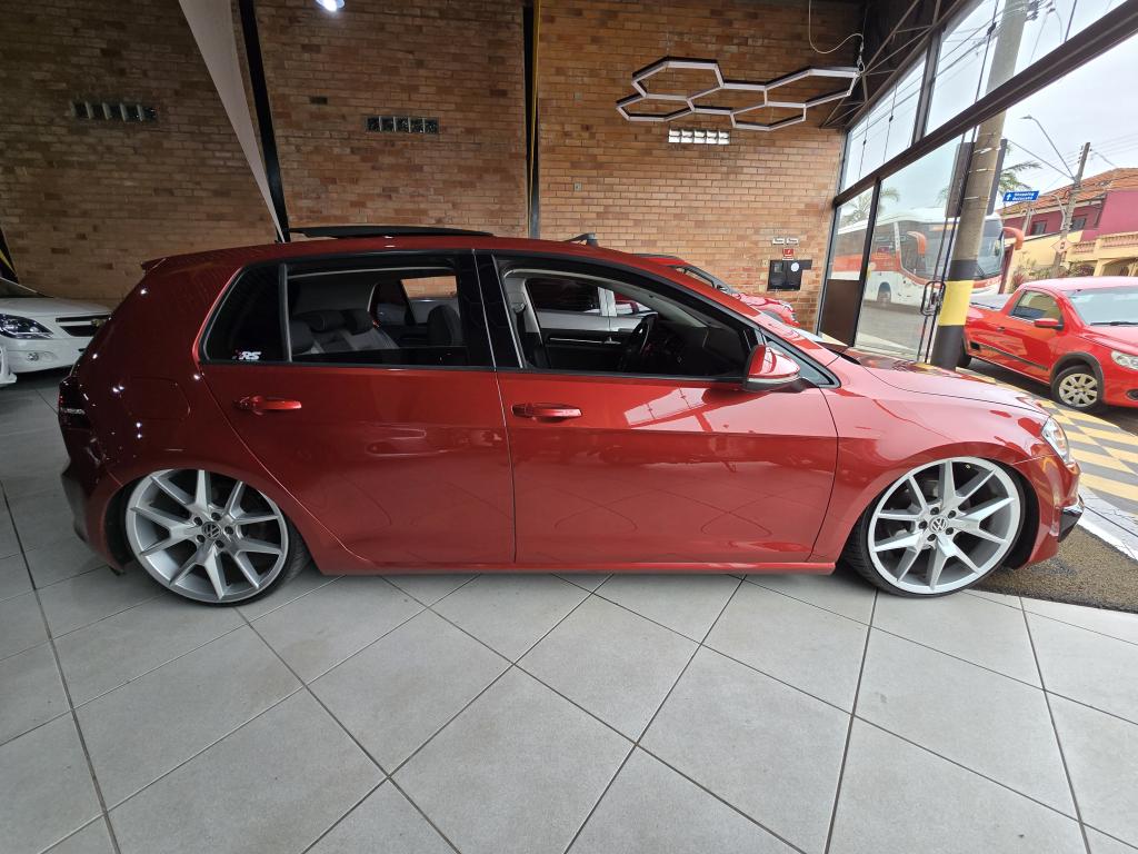 VOLKSWAGEN Golf - Foto