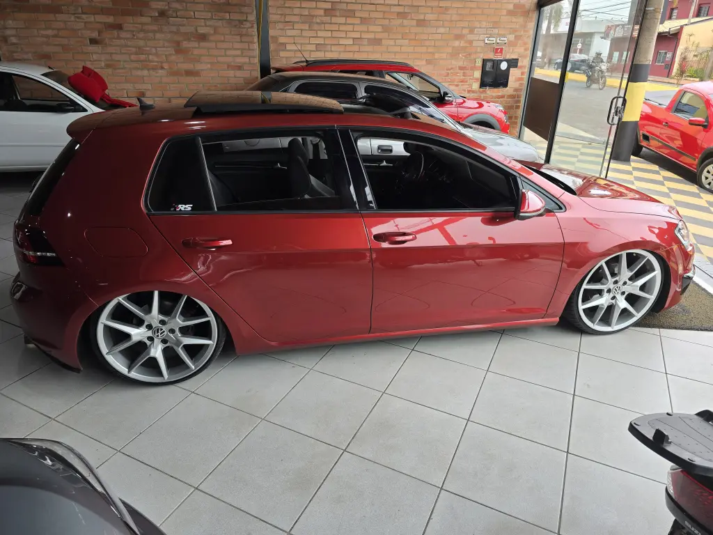 VOLKSWAGEN Golf - Foto