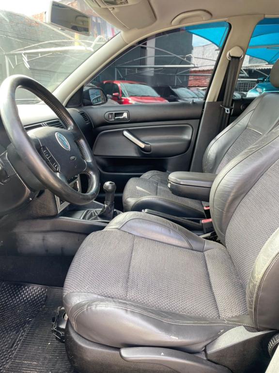 VOLKSWAGEN Golf - Foto